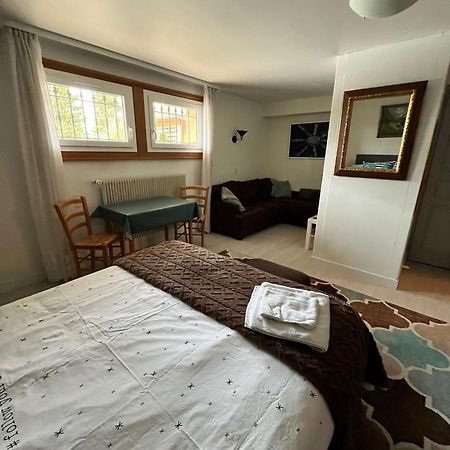 Chez Les Michel Hotel Viry  ภายนอก รูปภาพ